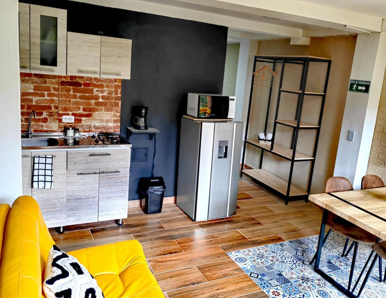Confortable Apartamento A 20 Mt Del Parque Principal 萨兰托 外观 照片